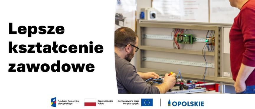 Grafika przedstawiająca osoby uczące się zawodu elektryka