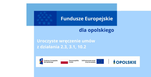 Na niebieskim tle informacja Uroczyste wręczenie umów z działania 2.3, 3.1, 10.2 poniżej ciąg logotypów UE