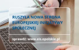 komputer, dłonie, tekst z informacją ruszyła nowa strona Europejskiej Inicjatywy Społecznej 